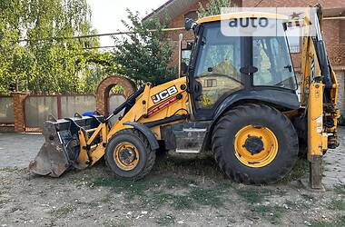 Екскаватор навантажувач JCB 3CX 2011 в Мукачевому