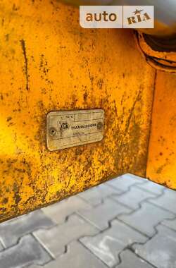 Экскаватор погрузчик JCB 3CX 2000 в 
