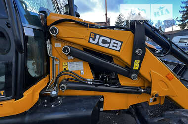 Екскаватор навантажувач JCB 3CX 2021 в 