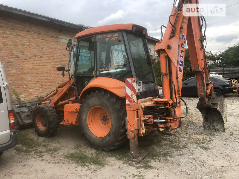Екскаватор навантажувач JCB 3CX 2004 в 