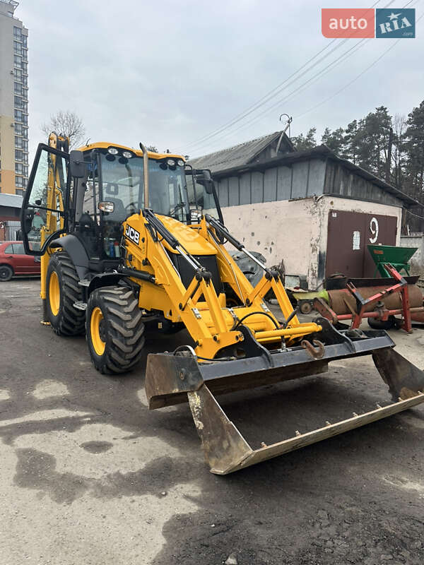 Екскаватор навантажувач JCB 3CX 2017 в Києві