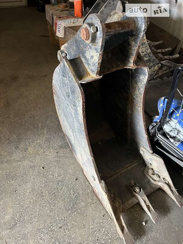 Экскаватор погрузчик JCB 3CX 2008 в Черновцах