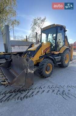 Экскаватор погрузчик JCB 3CX 2007 в Стоянке