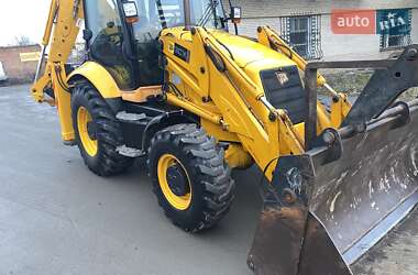 Екскаватор навантажувач JCB 3CX 2004 в 