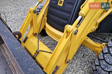 Екскаватор навантажувач JCB 3CX 2005 в 