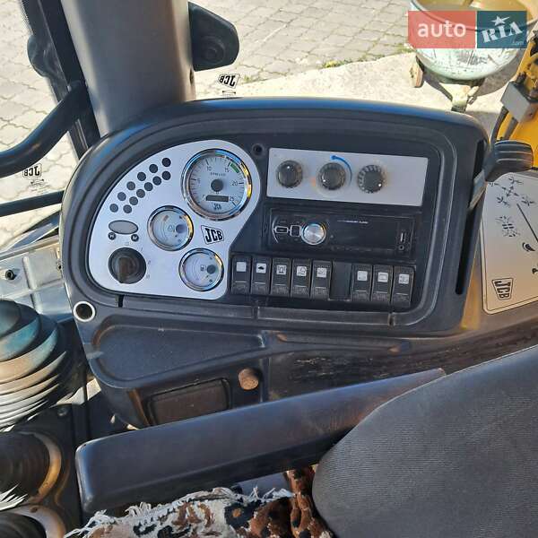 Экскаватор погрузчик JCB 3CX 2006 в Одессе