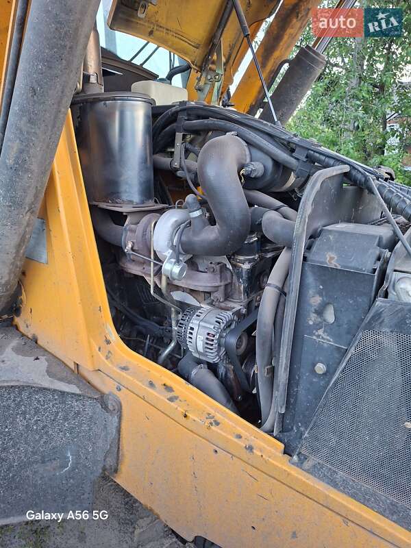 Экскаватор погрузчик JCB 3CX 2007 в Ахтырке