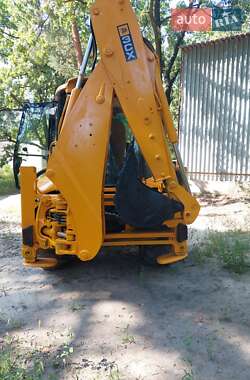 Экскаватор погрузчик JCB 3CX 2007 в 