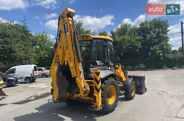 Экскаватор погрузчик JCB 3CX 2010 в 