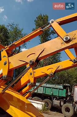 Экскаватор погрузчик JCB 3CX 2003 в 