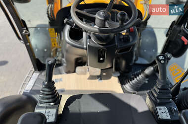 Екскаватор навантажувач JCB 3CX 2011 в 