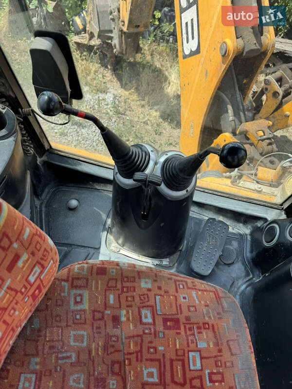 Экскаватор погрузчик JCB 3CX 2011 в Кривом Роге