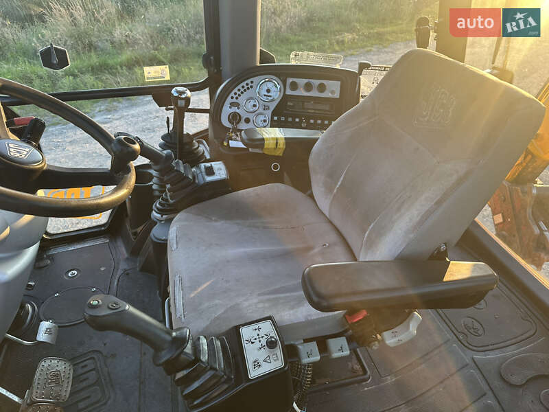 Екскаватор навантажувач JCB 3CX 2007 в Березному