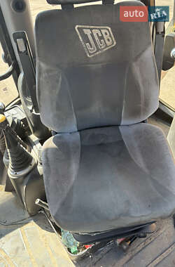 Экскаватор погрузчик JCB 3CX 2010 в 