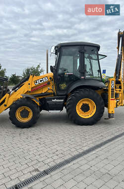 Экскаватор погрузчик JCB 3CX 2010 в 