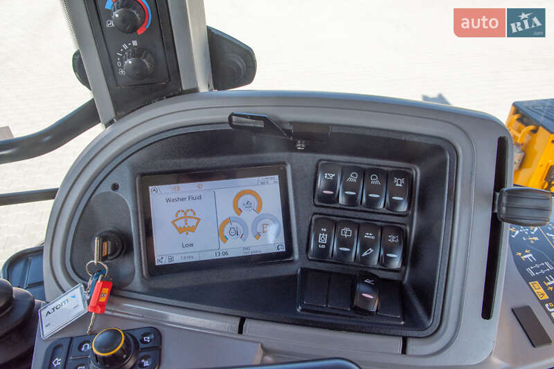 Екскаватор навантажувач JCB 3CX 2023 в Житомирі