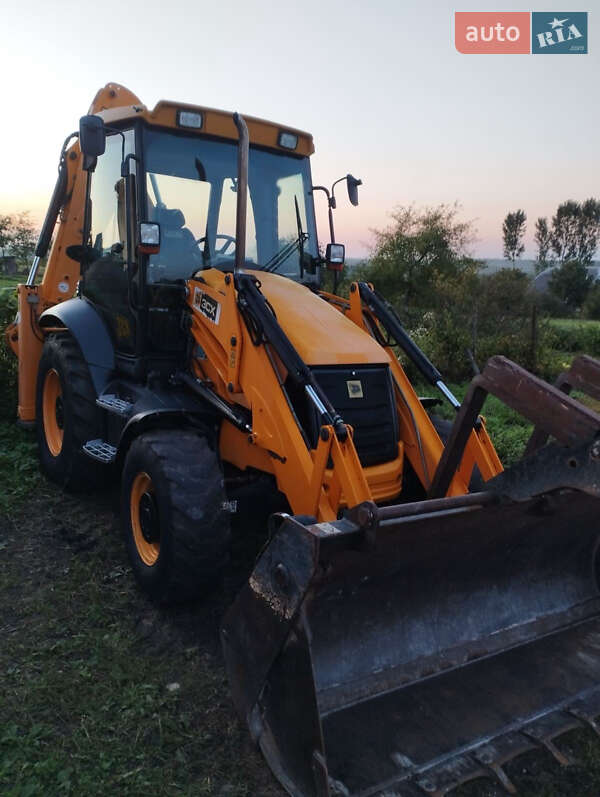 Екскаватор навантажувач JCB 3CX 2010 в Львові