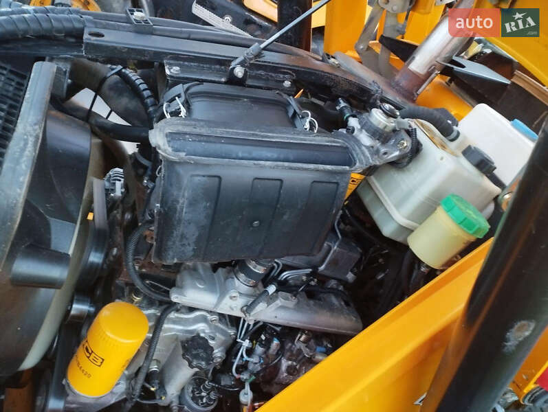 Екскаватор навантажувач JCB 3CX 2010 в Львові