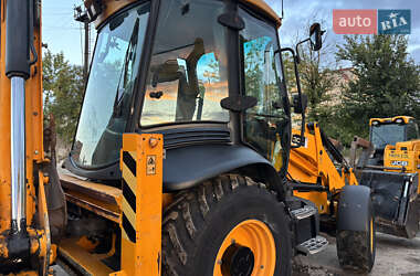 Экскаватор погрузчик JCB 3CX 2010 в 