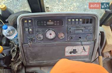 Экскаватор погрузчик JCB 3CX 2001 в Львове