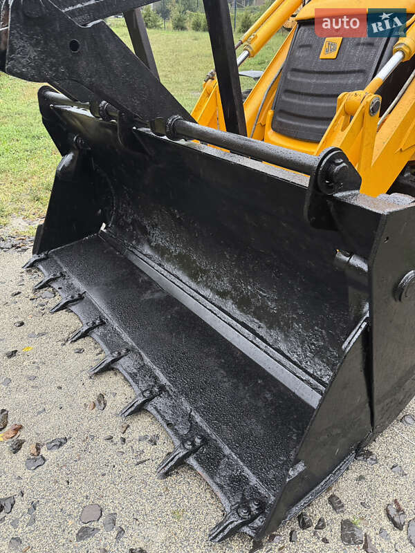 Екскаватор навантажувач JCB 3CX 2008 в Виноградові