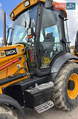 Экскаватор погрузчик JCB 3CX 2010 в 