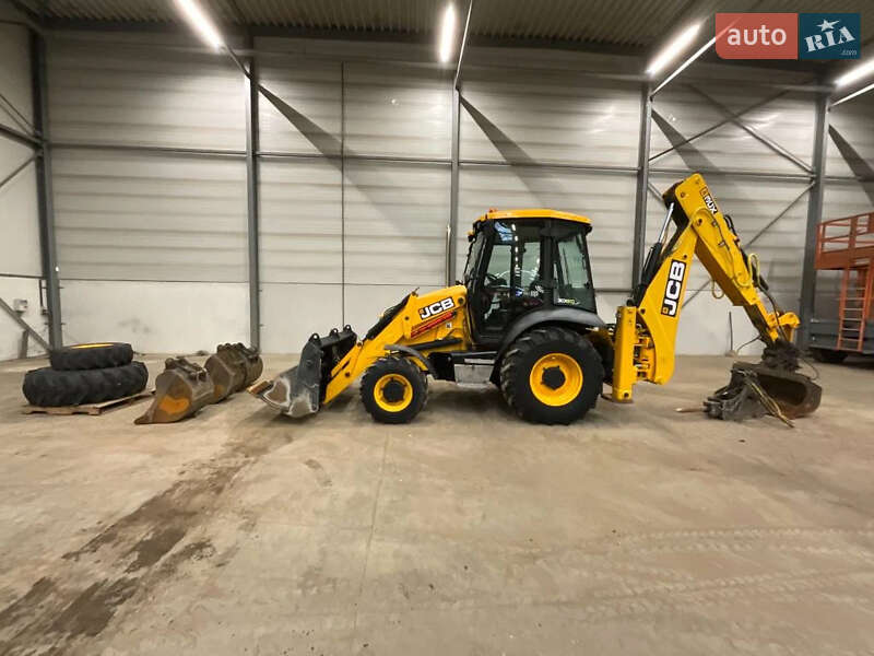 Екскаватор навантажувач JCB 3CX 2019 в Дубні