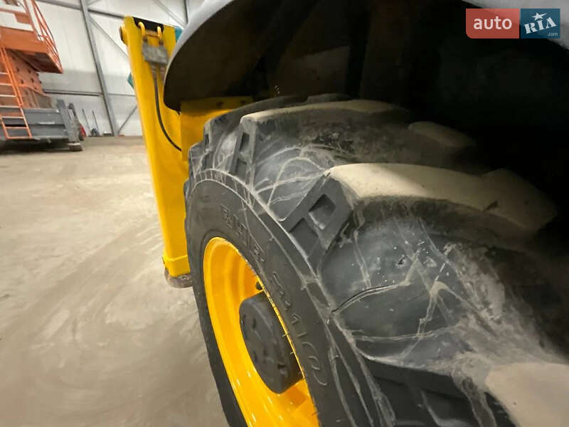 Екскаватор навантажувач JCB 3CX 2019 в Дубні