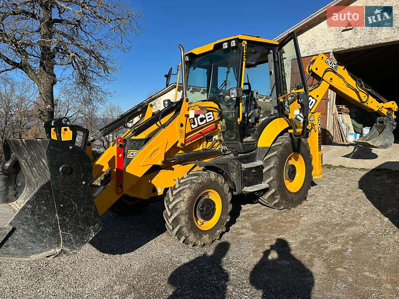 Екскаватор навантажувач JCB 3CX 2022 в Чернівцях фото 3 Екскаватор навантажувач JCB 3CX 2022 в Чернівцях