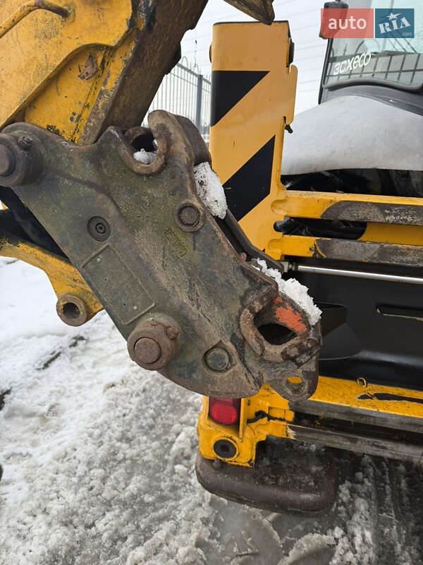 Экскаватор погрузчик JCB 3CX 2011 в Киеве
