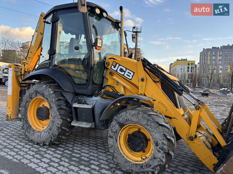 Экскаватор погрузчик JCB 3CX 2011 в Львове