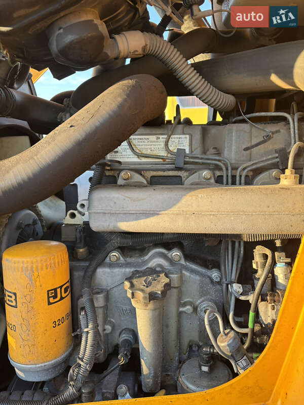 Экскаватор погрузчик JCB 3CX 2011 в Львове