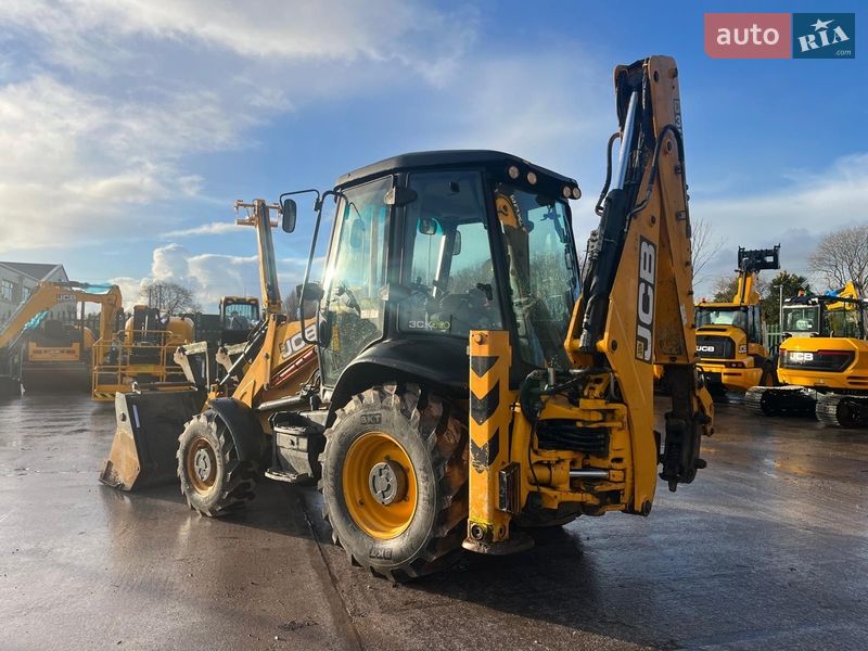 Экскаватор погрузчик JCB 3CX 2016 в Житомире