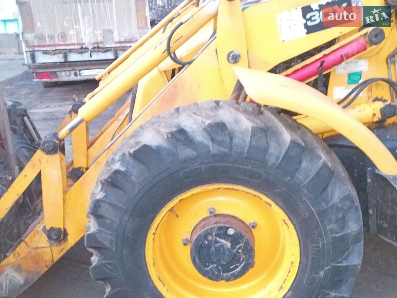 Экскаватор погрузчик JCB 3CX 2003 в Малине