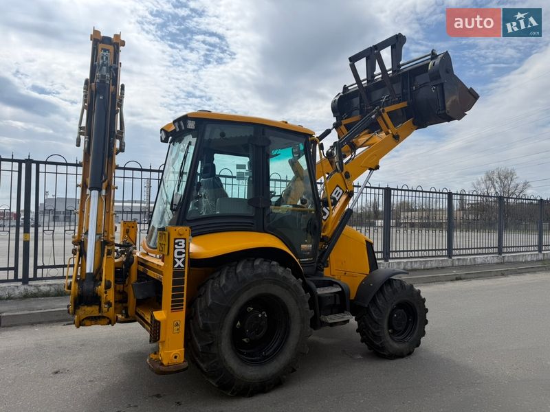 Екскаватор навантажувач JCB 3CX 2021 в Києві фото 12 Екскаватор навантажувач JCB 3CX 2021 в Києві