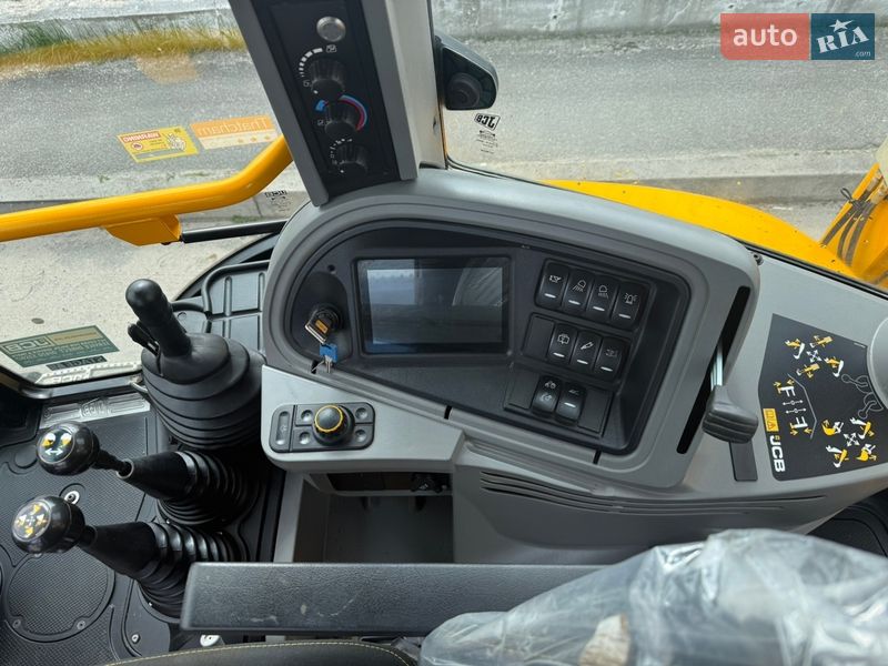 Екскаватор навантажувач JCB 3CX 2021 в Києві фото 19 Екскаватор навантажувач JCB 3CX 2021 в Києві