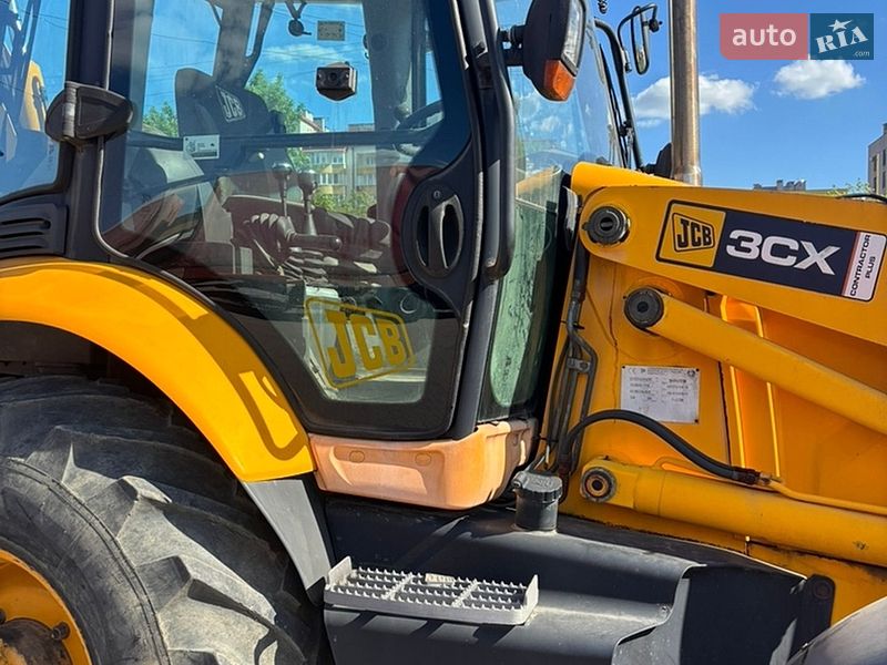 Экскаватор погрузчик JCB 3CX 2004 в Львове