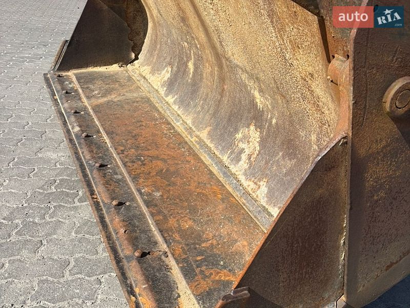 Экскаватор погрузчик JCB 3CX 2004 в Львове