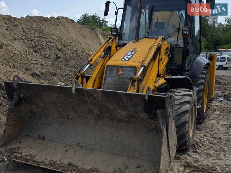 Екскаватор навантажувач JCB 3CX 2004 в Білій Церкві