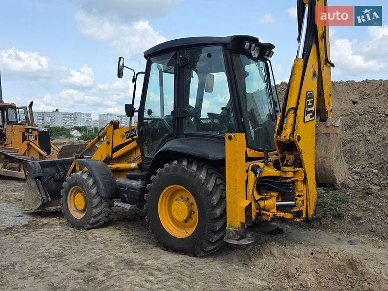 Екскаватор навантажувач JCB 3CX 2004 в Білій Церкві