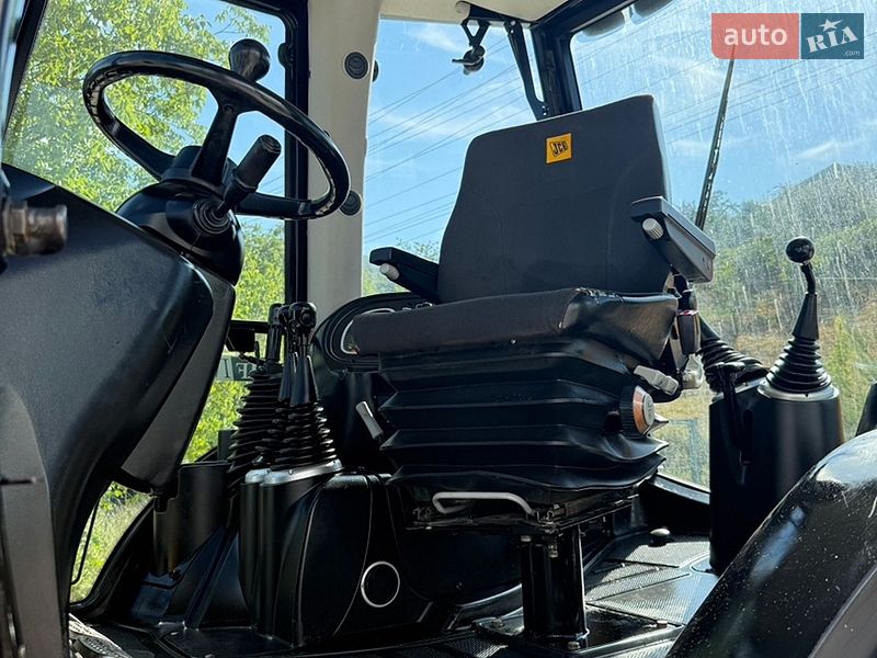 Экскаватор погрузчик JCB 3CX 2018 в Виноградове фото 24 Экскаватор погрузчик JCB 3CX 2018 в Виноградове