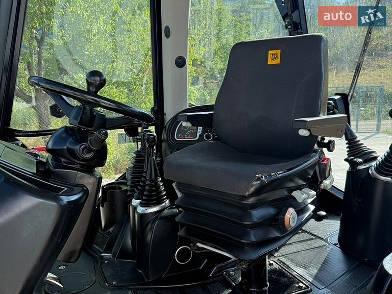 Экскаватор погрузчик JCB 3CX 2018 в Виноградове фото 25 Экскаватор погрузчик JCB 3CX 2018 в Виноградове