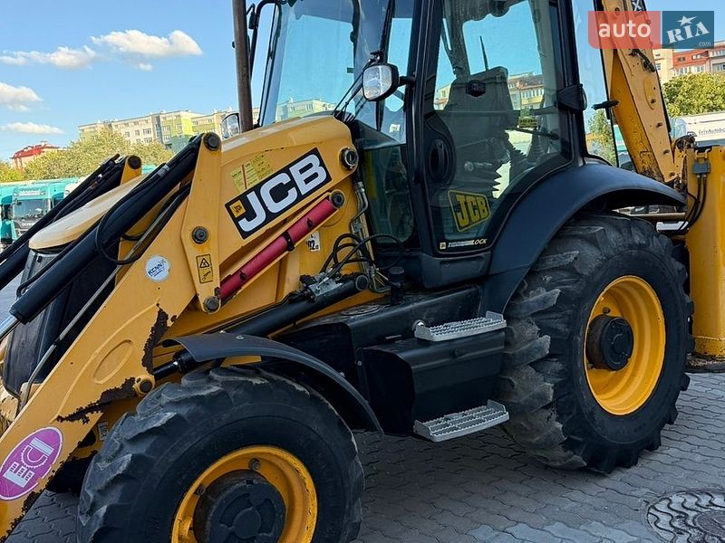 Екскаватор навантажувач JCB 3CX 2012 в Львові