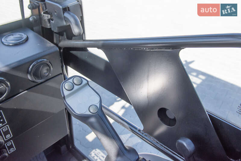 Фронтальный погрузчик JCB 403 2021 в Житомире