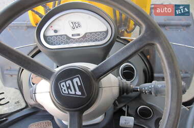 Фронтальный погрузчик JCB 406 2011 в 