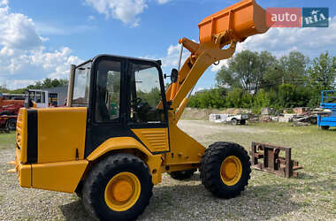 Фронтальні навантажувачі JCB 409 1998 в Чернівцях