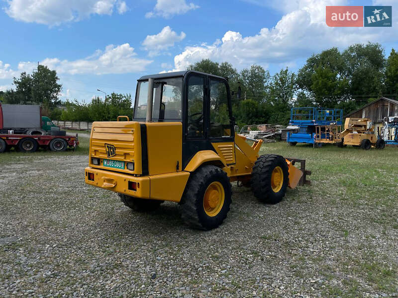 Фронтальный погрузчик JCB 409 1998 в Черновцах
