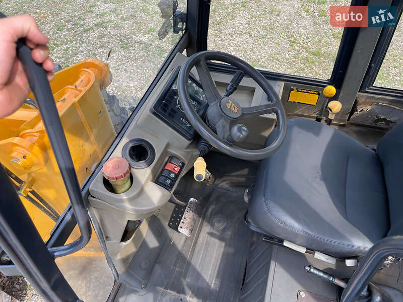 Фронтальні навантажувачі JCB 409 1998 в Чернівцях