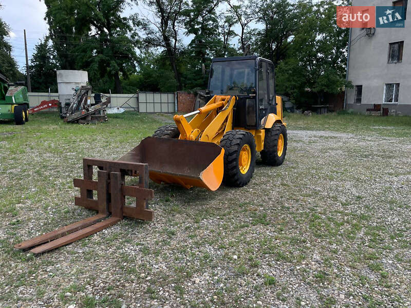Фронтальні навантажувачі JCB 409 1998 в Чернівцях