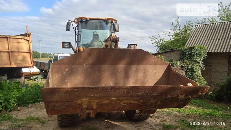 Фронтальный погрузчик JCB 426 2007 в 
